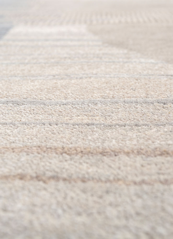 aakar by kavi grey and black wool and silk hand knotted Rug - CloseUp