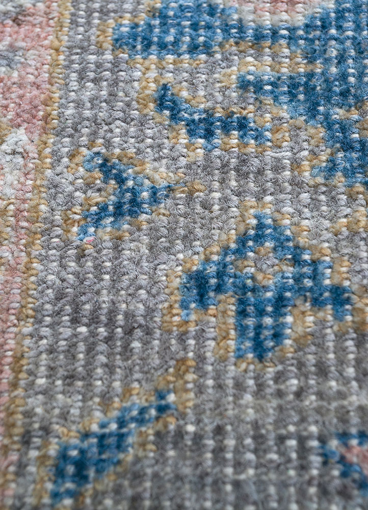 erbe grey and black wool hand knotted Rug - CloseUp