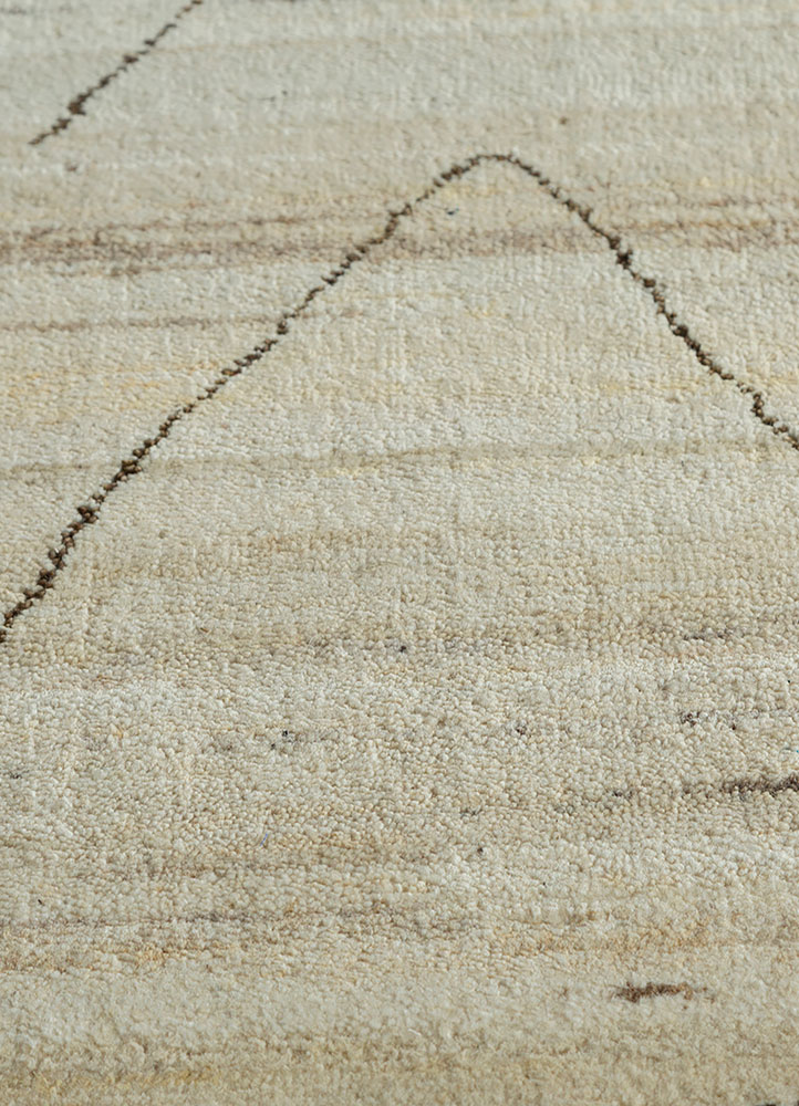 zuri ivory afghan wool hand knotted Rug - CloseUp