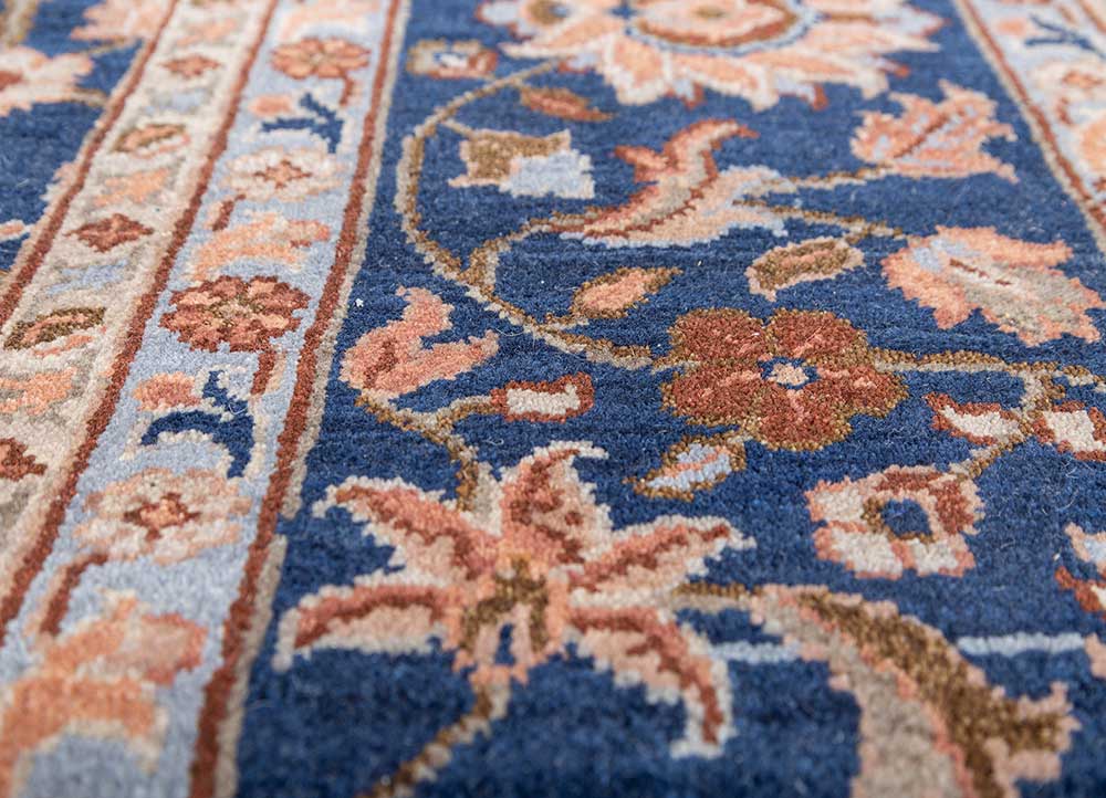 aurora blue wool hand knotted Rug - CloseUp