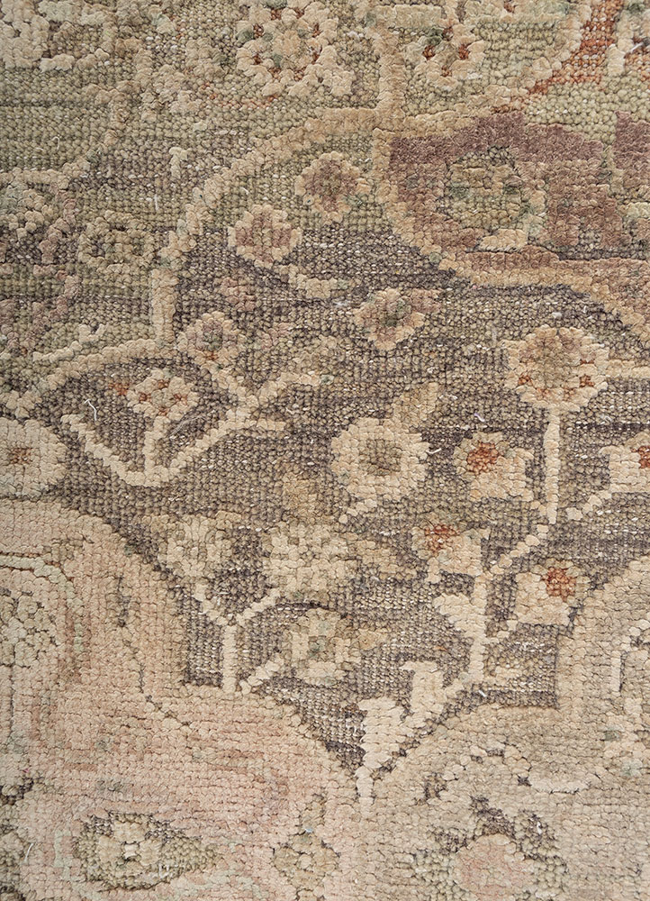 viscaya ivory wool and silk hand knotted Rug - CloseUp