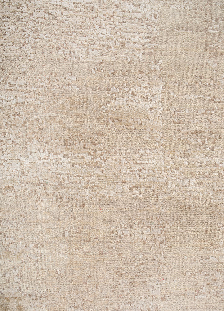 entropy ivory wool and silk hand knotted Rug - CloseUp