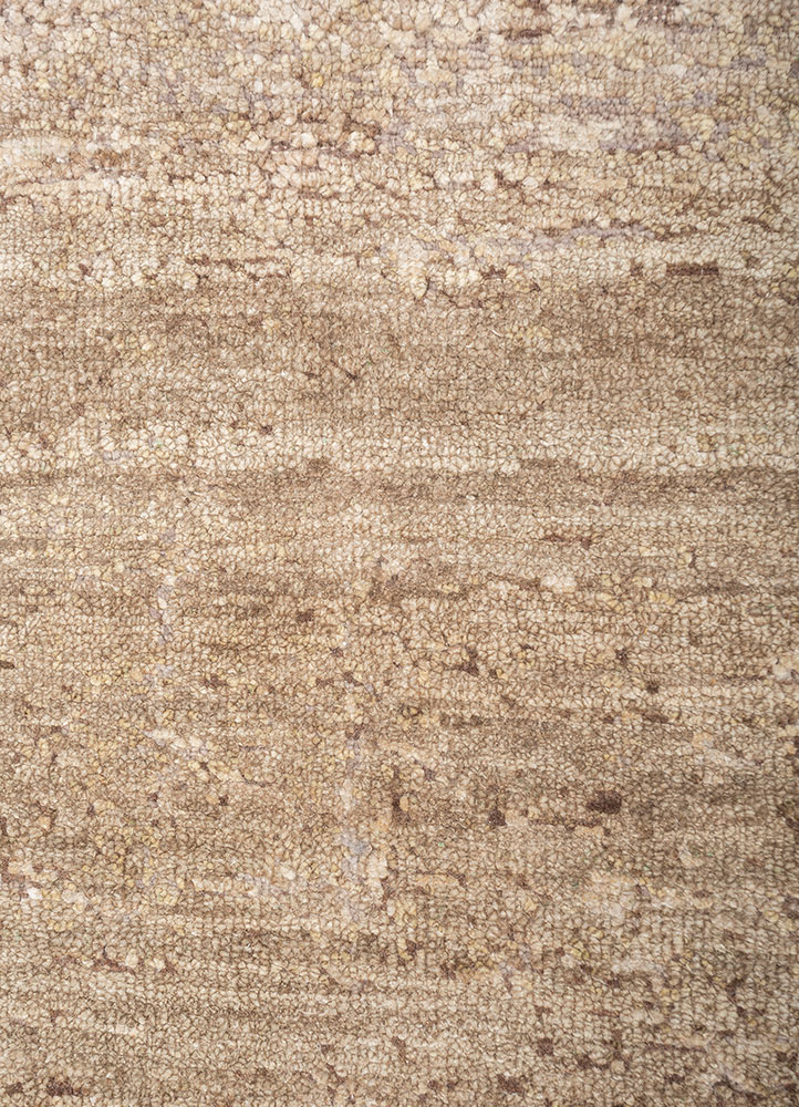 entropy ivory wool and silk hand knotted Rug - CloseUp