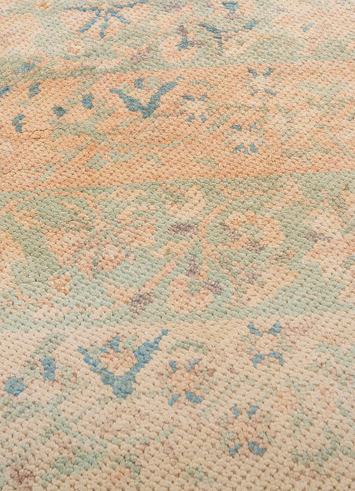 far pavilions red and orange wool and silk hand knotted Rug - CloseUp