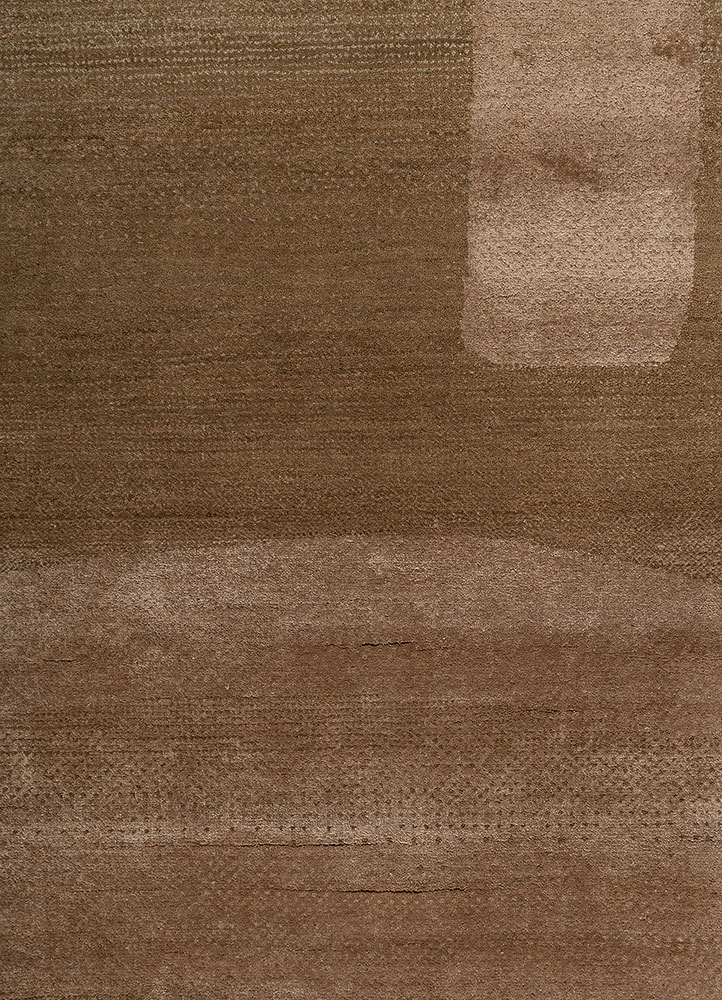 aprezo beige and brown wool and viscose hand knotted Rug - CloseUp