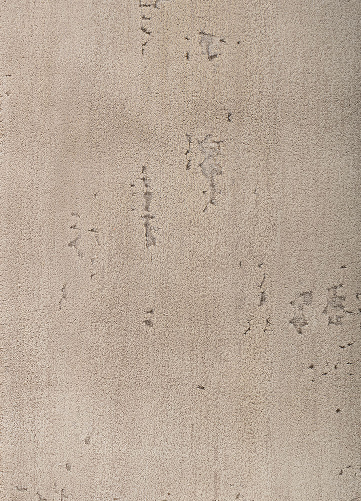 hidden by kavi ivory wool and bamboo silk hand knotted Rug - CloseUp