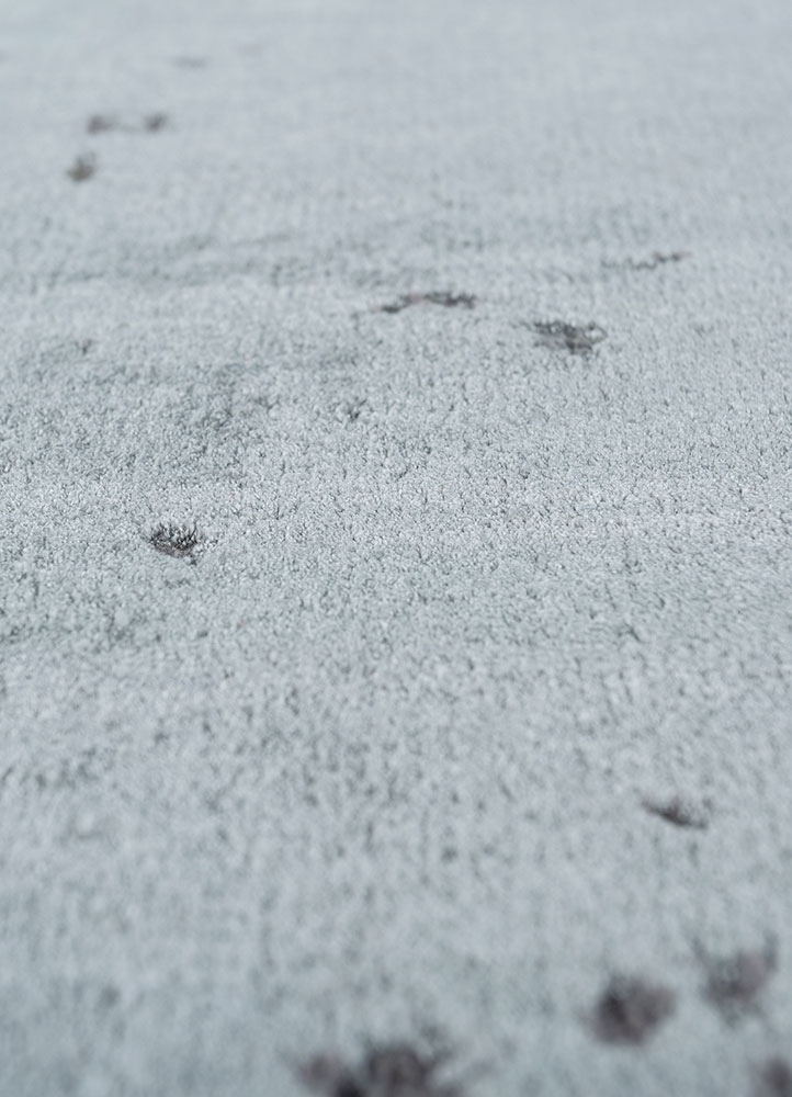 chaos theory by kavi blue wool and bamboo silk hand knotted Rug - CloseUp