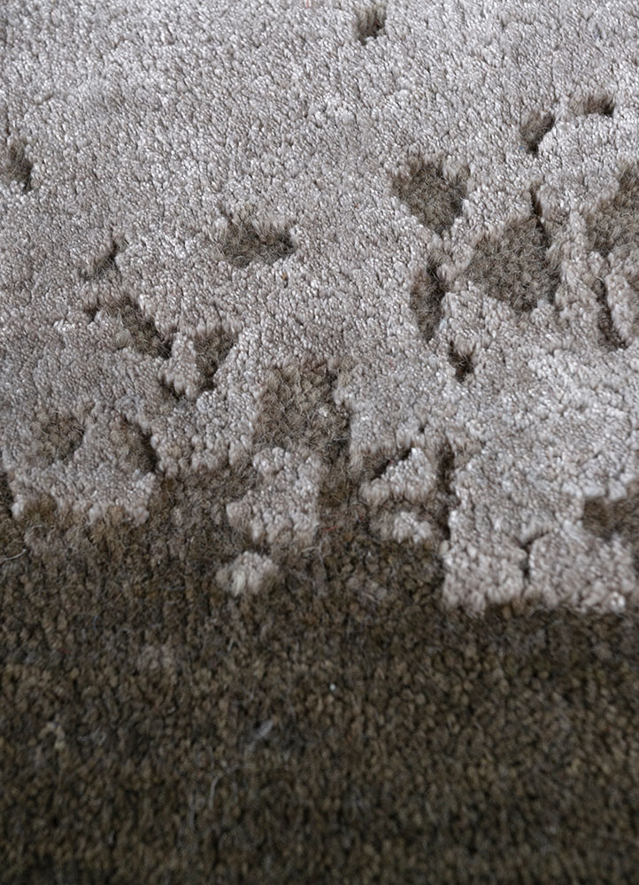 chaos theory by kavi grey and black wool and bamboo silk hand knotted Rug - CloseUp