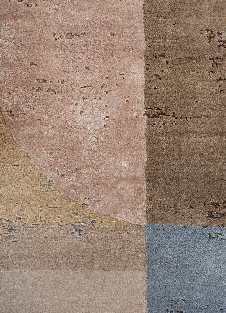unfold by kavi ivory wool and bamboo silk hand knotted Rug - CloseUp