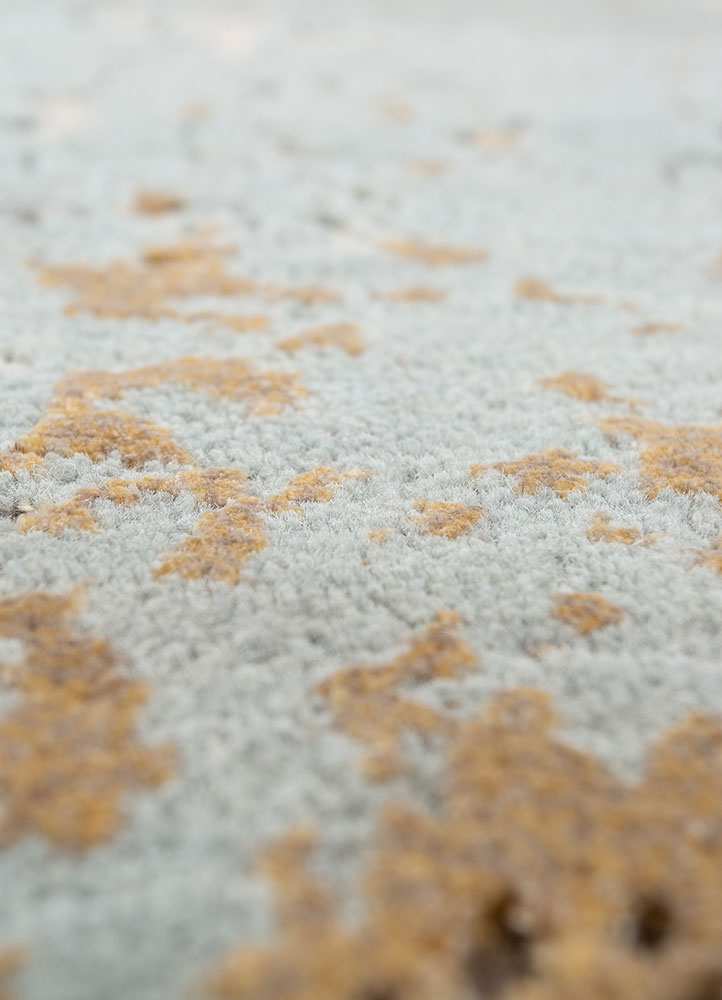 chaos theory by kavi ivory wool and bamboo silk hand knotted Rug - CloseUp