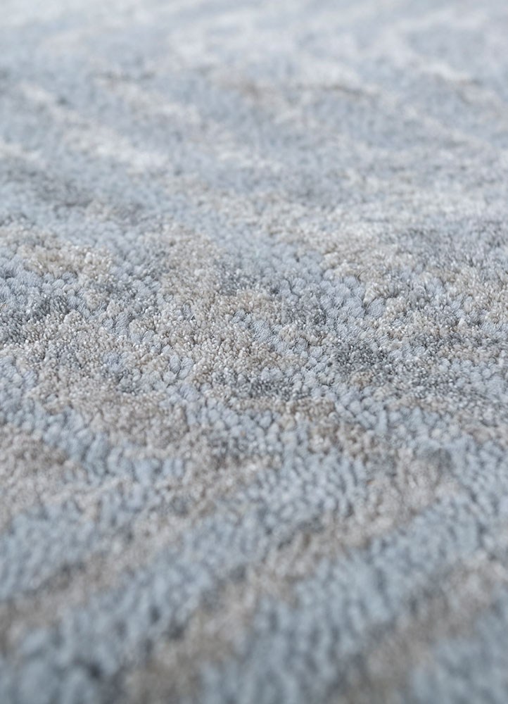 urban pause by kavi blue wool and bamboo silk hand knotted Rug - CloseUp