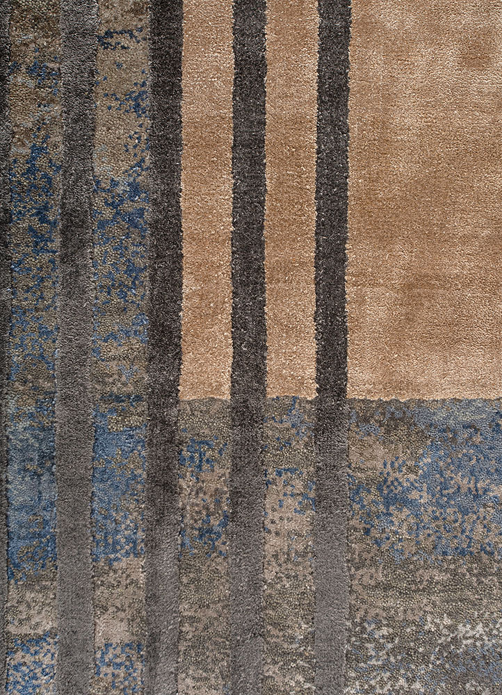 aakar by kavi grey and black wool and bamboo silk hand knotted Rug - CloseUp