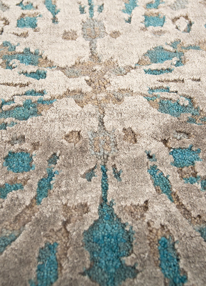 chaos theory by kavi green wool and bamboo silk hand knotted Rug - CloseUp