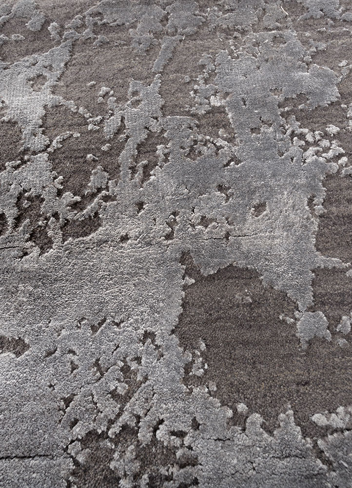 project error by kavi grey and black wool and bamboo silk hand knotted Rug - CloseUp