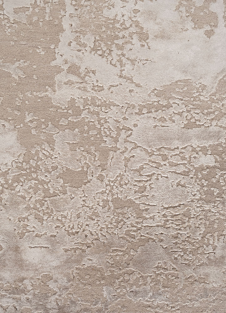 project error by kavi ivory wool and bamboo silk hand knotted Rug - CloseUp