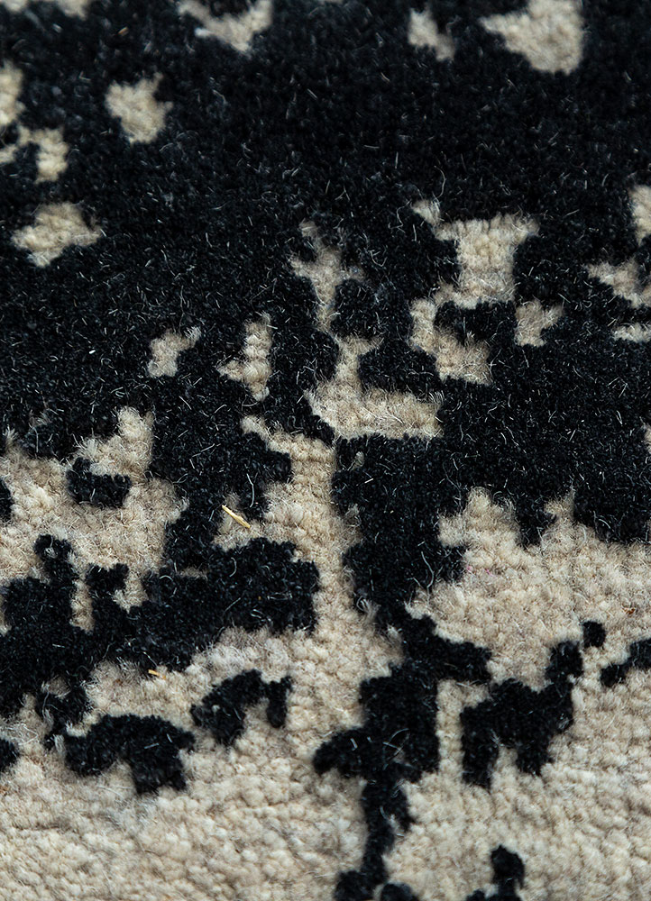 project error by kavi ivory wool and bamboo silk hand knotted Rug - CloseUp