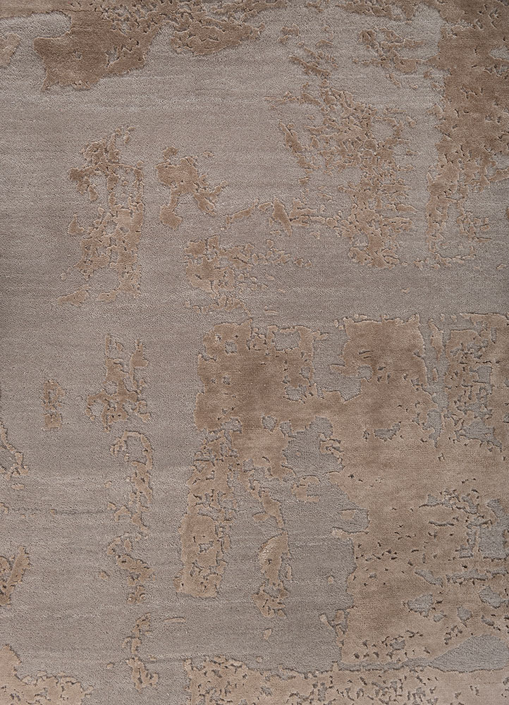 project error by kavi grey and black wool and bamboo silk hand knotted Rug - CloseUp