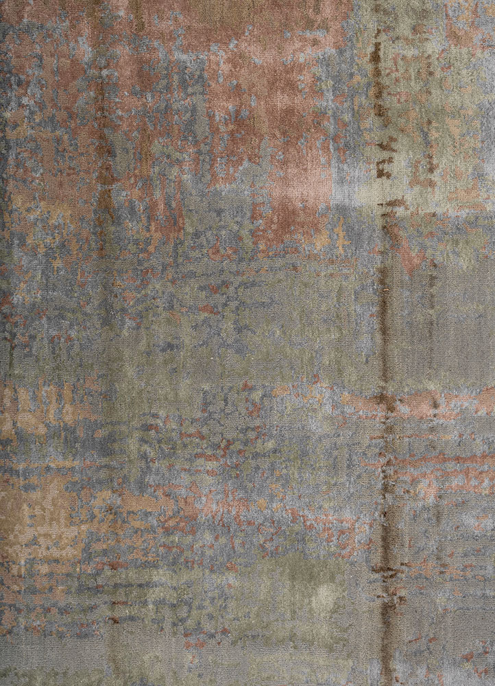 aprezo grey and black wool and bamboo silk hand knotted Rug - CloseUp