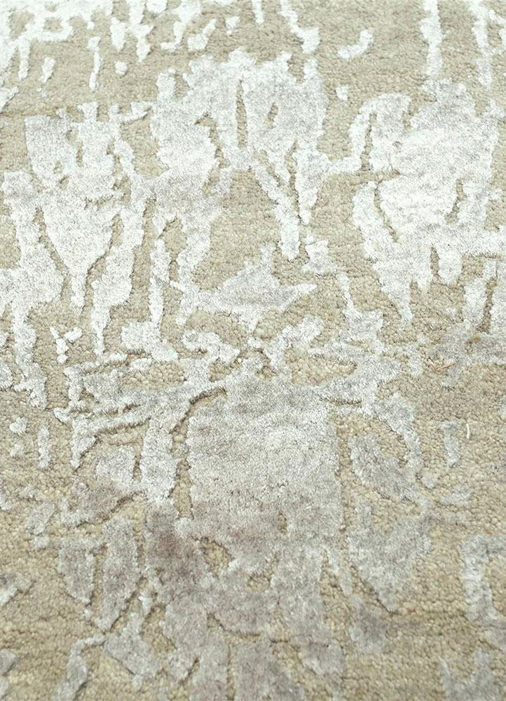 chaos theory by kavi grey and black wool and bamboo silk hand knotted Rug - CloseUp