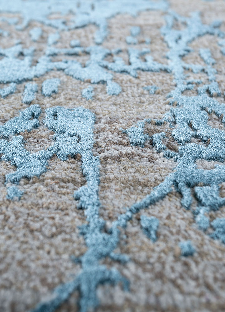 chaos theory by kavi grey and black wool and bamboo silk hand knotted Rug - CloseUp