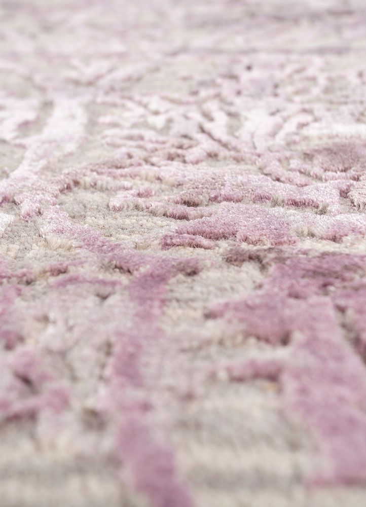 chaos theory by kavi ivory wool and bamboo silk hand knotted Rug - CloseUp