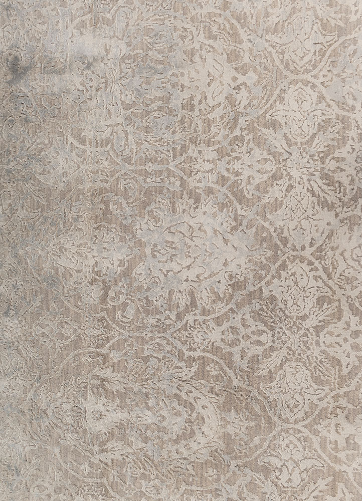 aprezo grey and black wool and bamboo silk hand knotted Rug - CloseUp