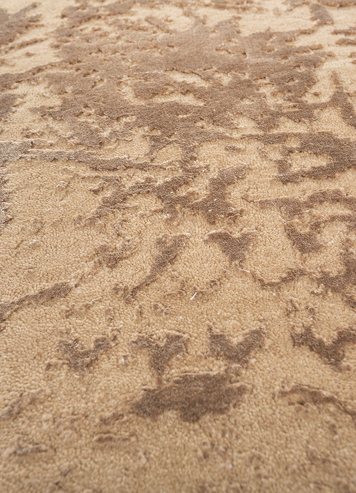 hidden by kavi beige and brown wool and bamboo silk hand knotted Rug - CloseUp