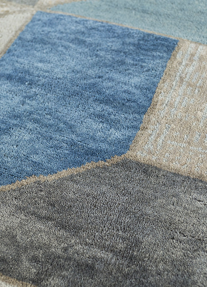 chaos theory by kavi grey and black wool and bamboo silk hand knotted Rug - CloseUp