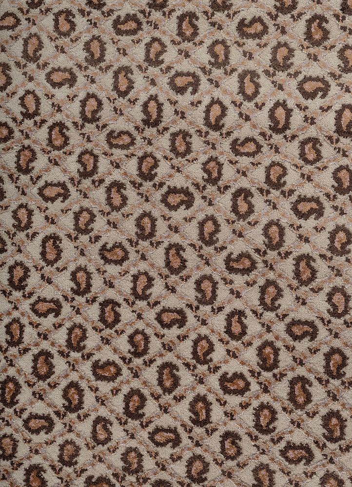 gilded age ivory wool and bamboo silk hand knotted Rug - CloseUp