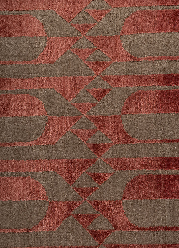 aprezo beige and brown wool and bamboo silk hand knotted Rug - CloseUp
