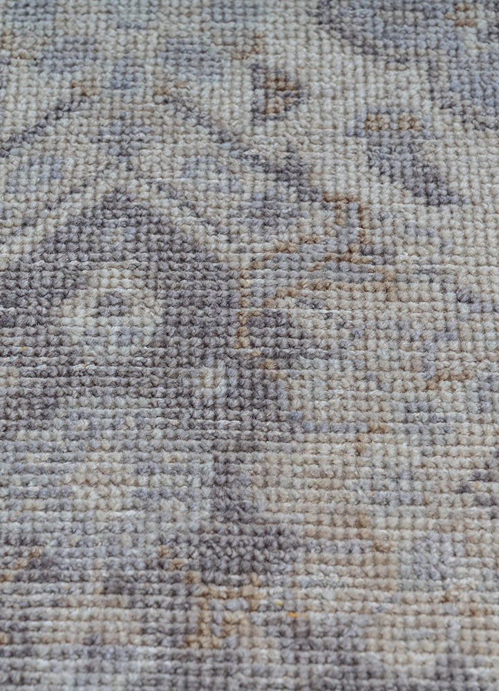 erbe ivory wool hand knotted Rug - CloseUp