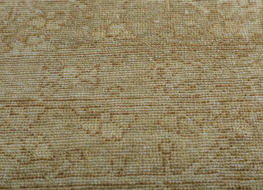 erbe beige and brown wool hand knotted Rug - CloseUp