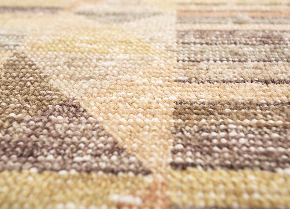 erbe beige and brown wool hand knotted Rug - CloseUp