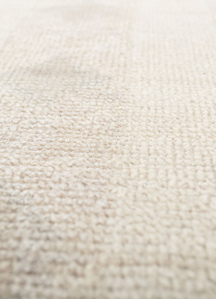 erbe ivory wool hand knotted Rug - CloseUp