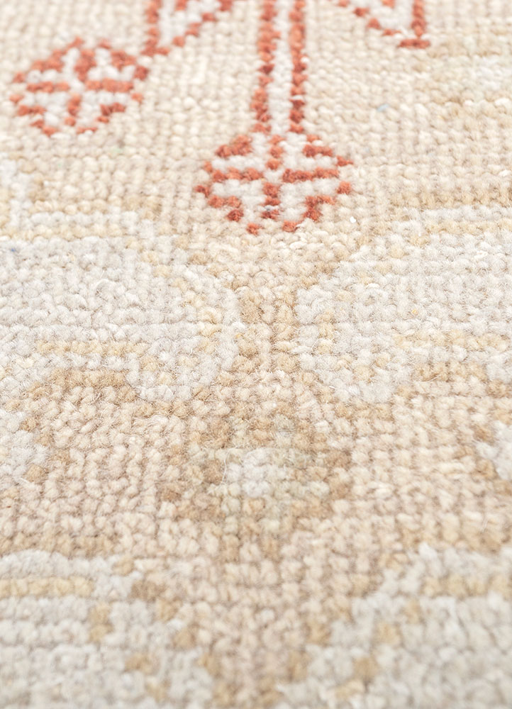 thyme beige and brown wool hand knotted Rug - CloseUp