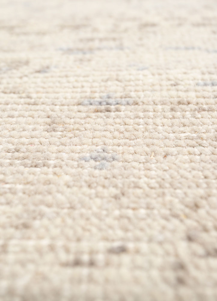 erbe ivory wool hand knotted Rug - CloseUp