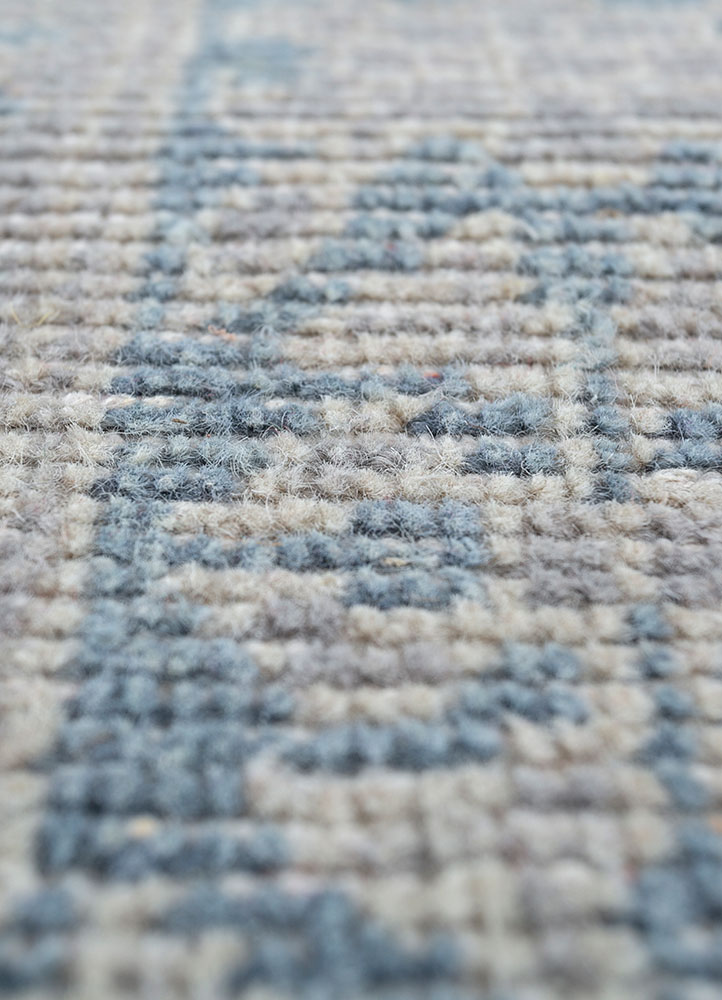 erbe grey and black wool hand knotted Rug - CloseUp