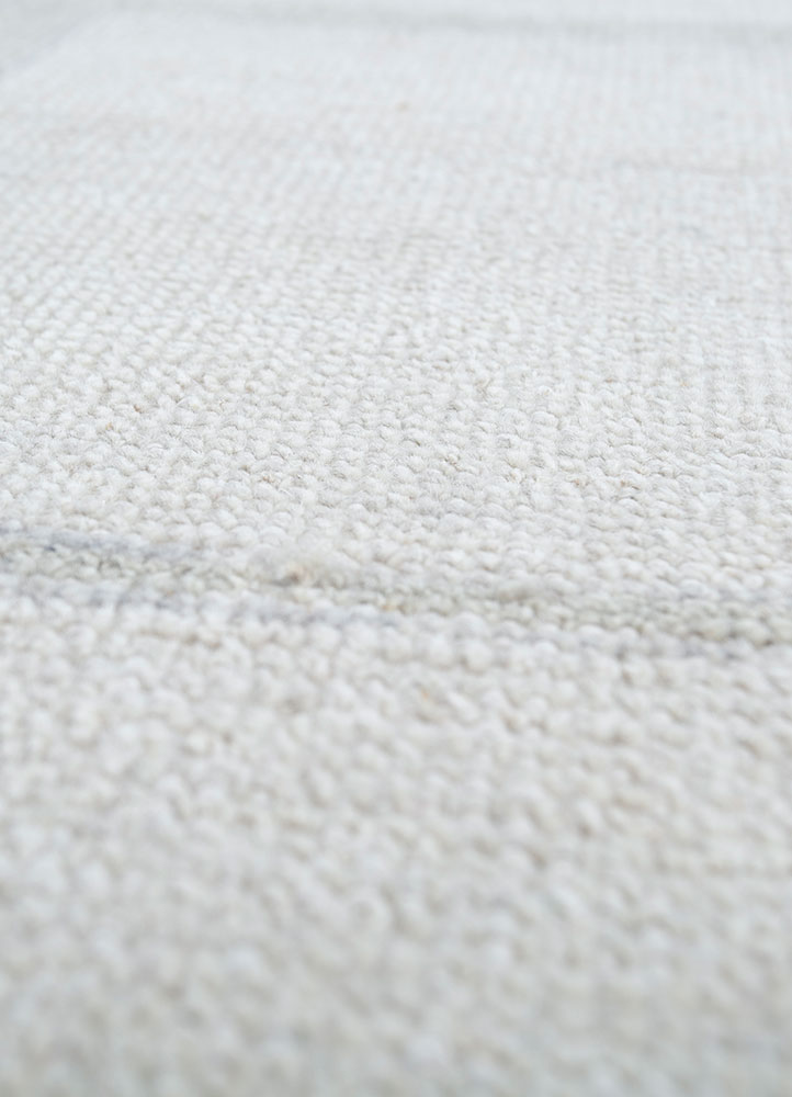 thyme ivory wool hand knotted Rug - CloseUp