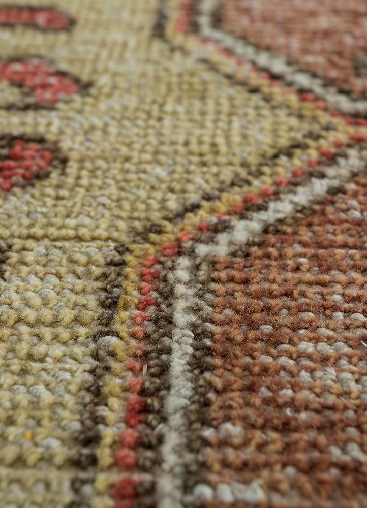 erbe red and orange wool hand knotted Rug - CloseUp