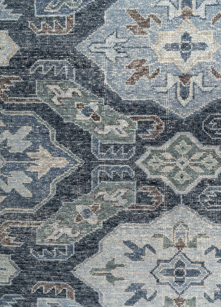 erbe blue wool hand knotted Rug - CloseUp