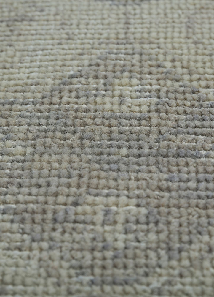 erbe ivory wool hand knotted Rug - CloseUp