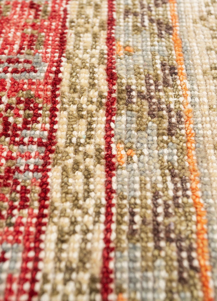 erbe ivory wool hand knotted Rug - CloseUp