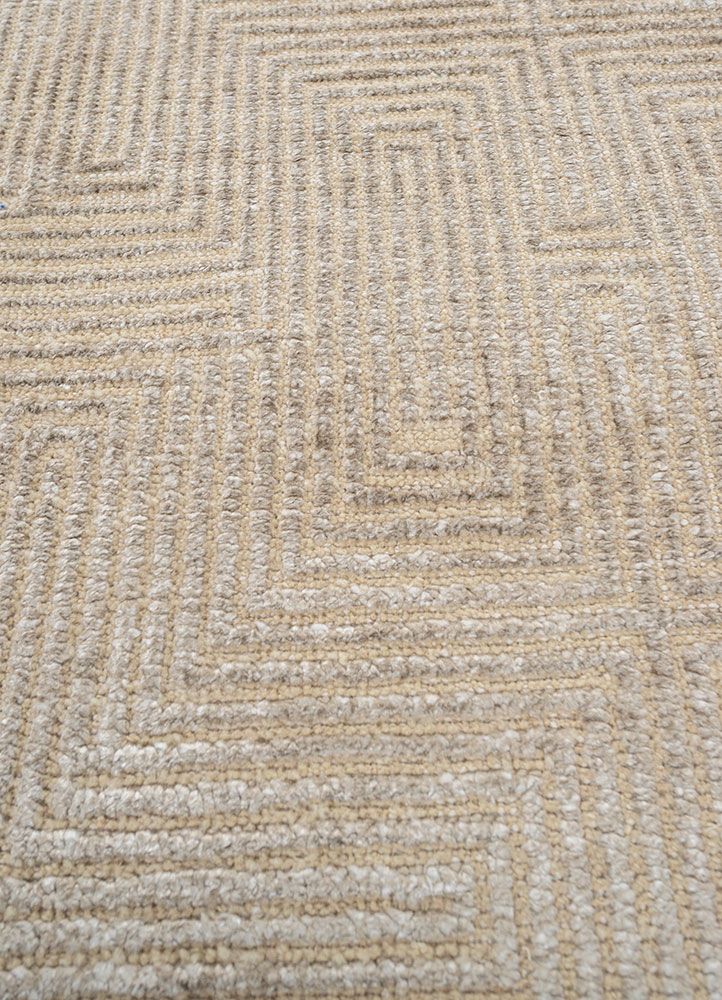 azalea ivory wool and bamboo silk hand knotted Rug - CloseUp