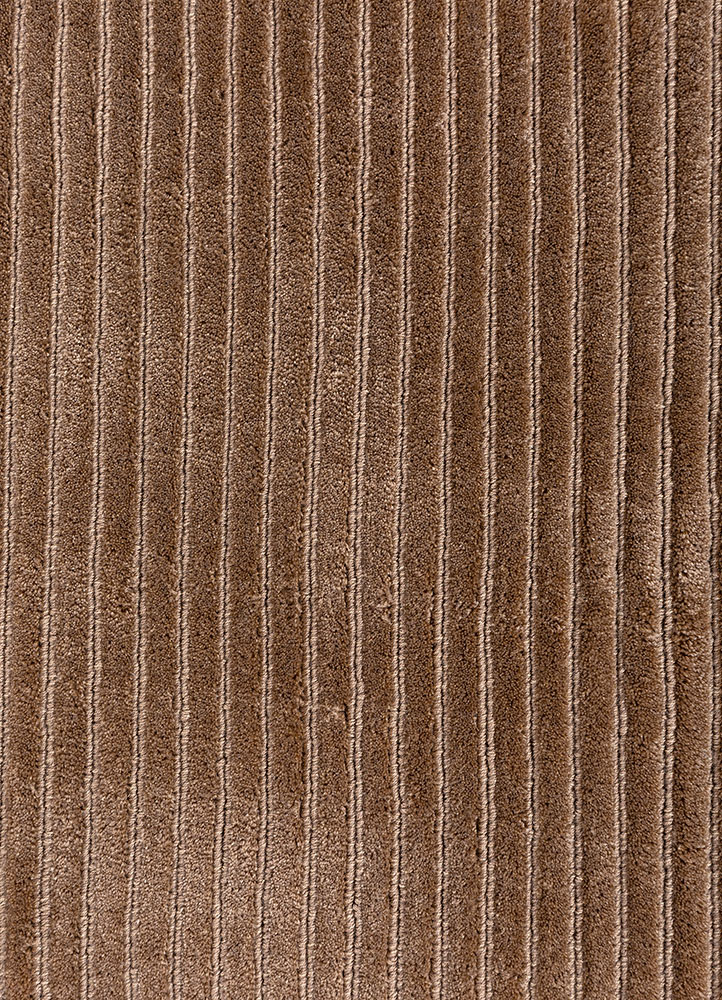 saga beige and brown acrylic hand loom Rug - CloseUp