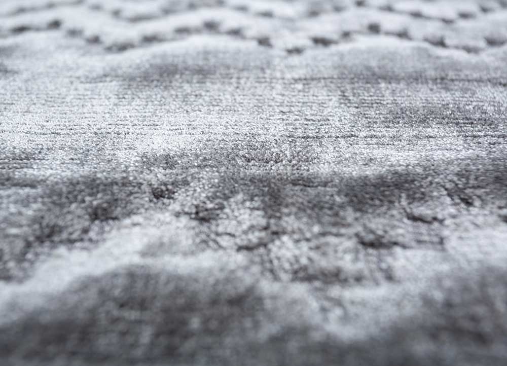 basis grey and black bamboo silk hand loom Rug - CloseUp