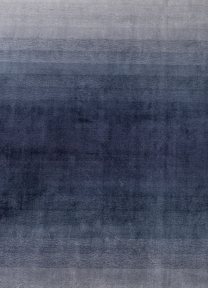 jean grey and black bamboo silk hand loom Rug - CloseUp