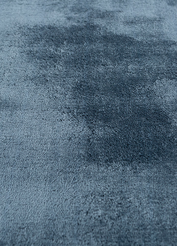 basis blue viscose hand loom Rug - CloseUp