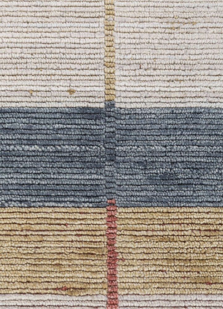tesoro grey and black wool hand loom Rug - CloseUp