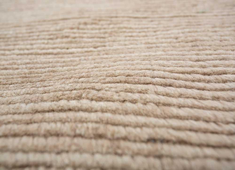 saga beige and brown wool hand loom Rug - CloseUp