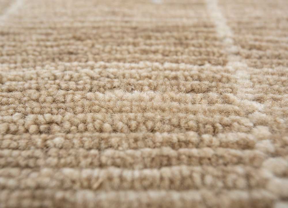 saga beige and brown wool hand loom Rug - CloseUp
